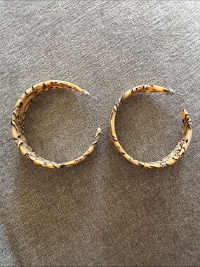 Yellow Tortoiseshell Hoop Earrings for Women